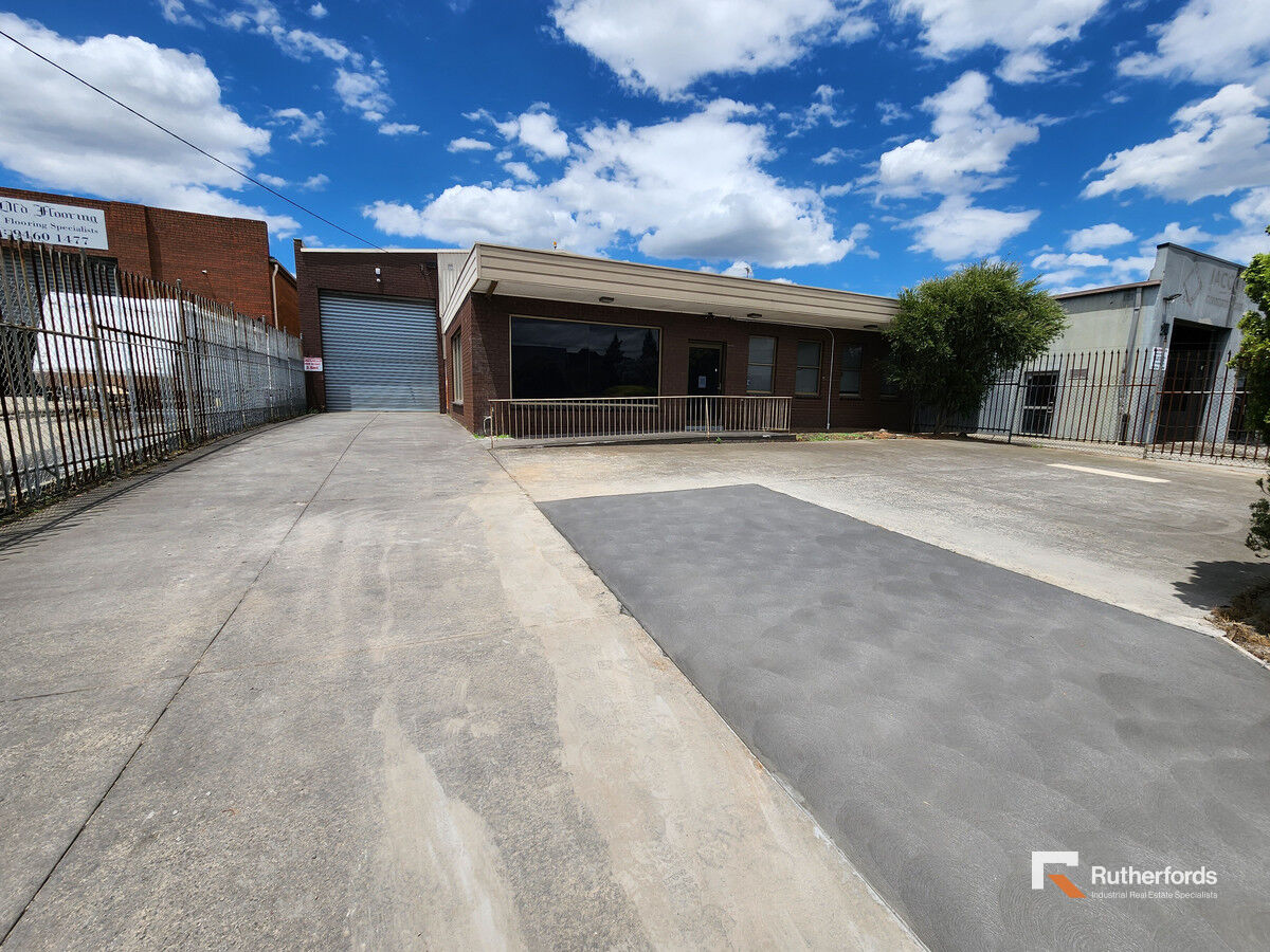26 Blaxland Avenue, Thomastown For Sale by Rutherfords Real Estate - image 3