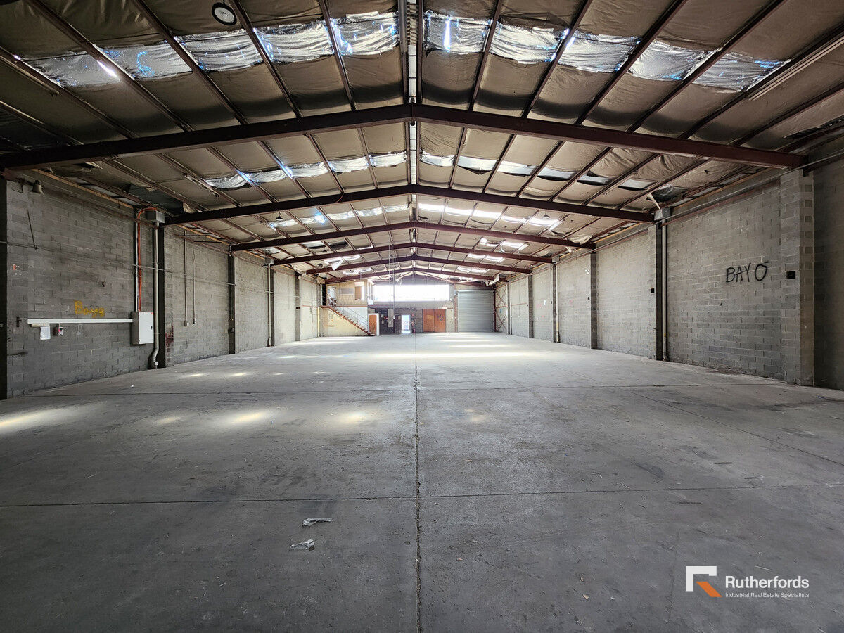 26 Blaxland Avenue, Thomastown For Sale by Rutherfords Real Estate - image 2