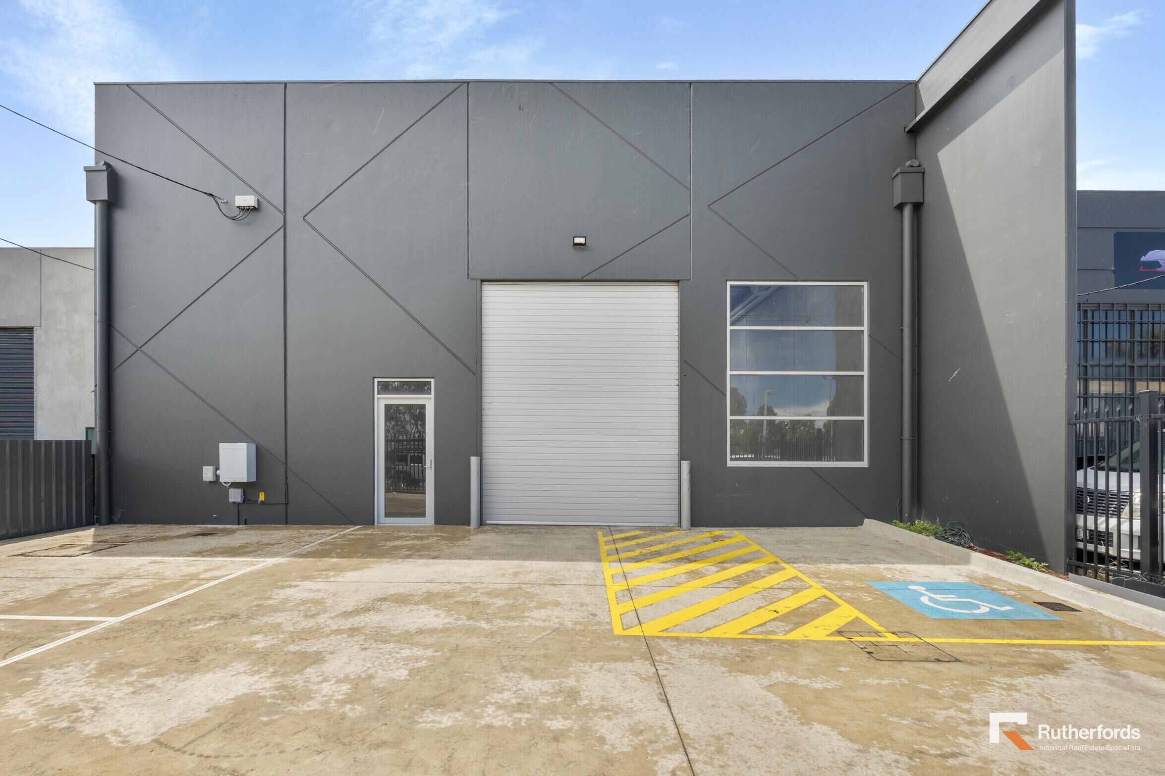 16 Potter Street, Craigieburn For Lease by Rutherfords Real Estate - image 1