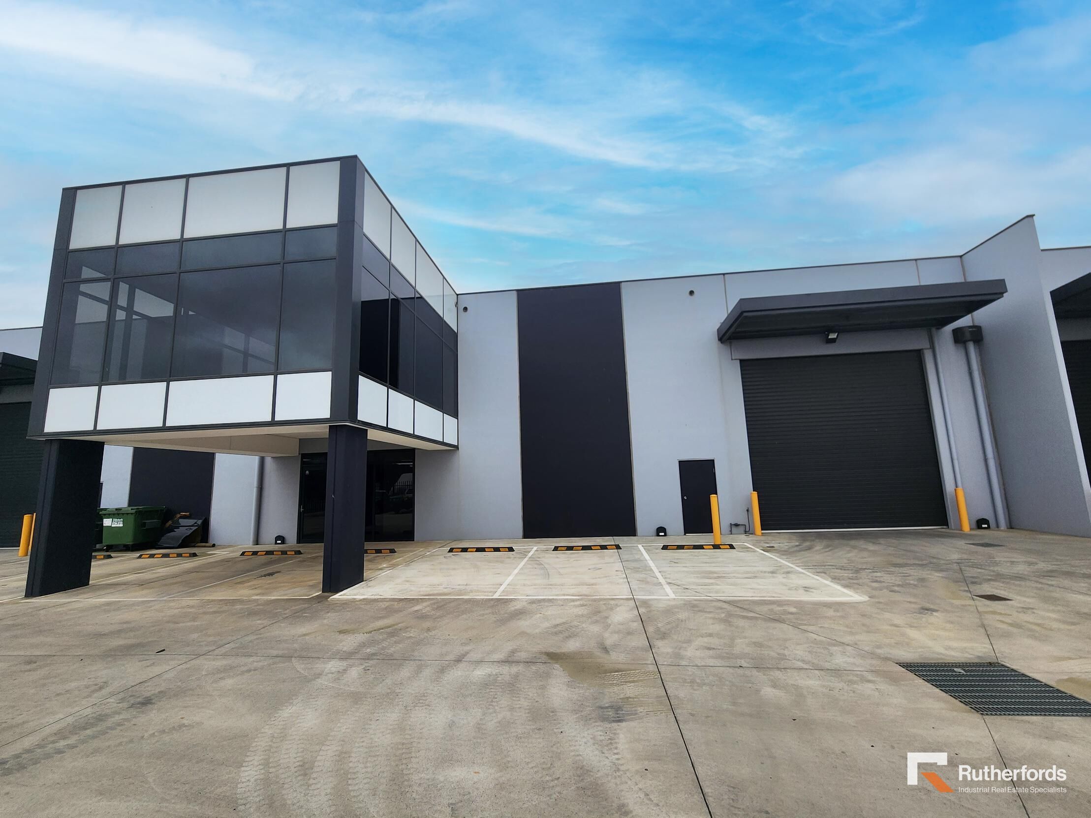 2/4 Gold Court, Deer Park For Lease by Rutherfords Real Estate