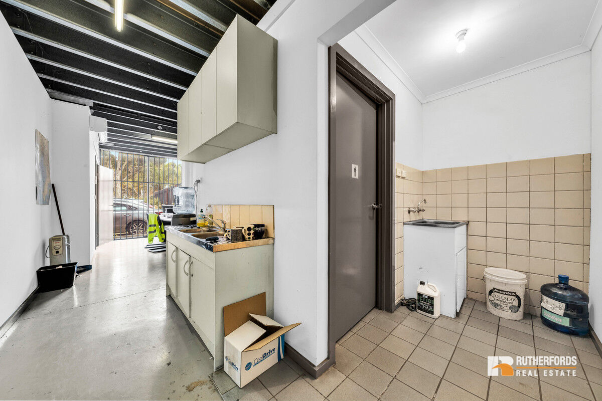 1 & 2/6 Lucknow Crescent, Thomastown Leased by Rutherfords Real Estate - image 10