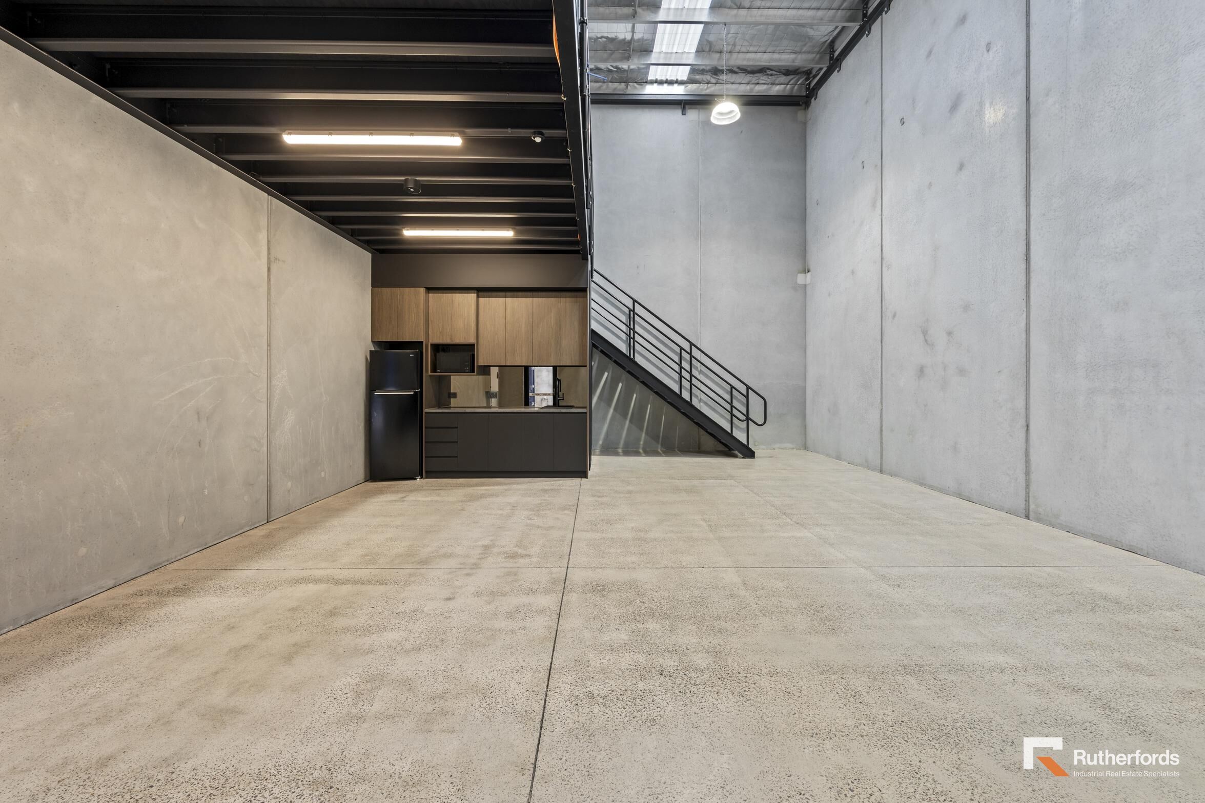 9/4 Pau Street, Coburg North For Lease by Rutherfords Real Estate - image 2