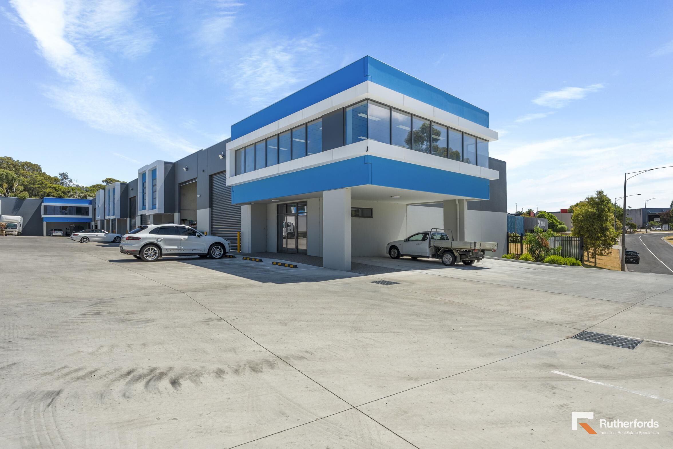 15/29-33 Lakeside Drive, Broadmeadows For Lease by Rutherfords Real Estate - image 2