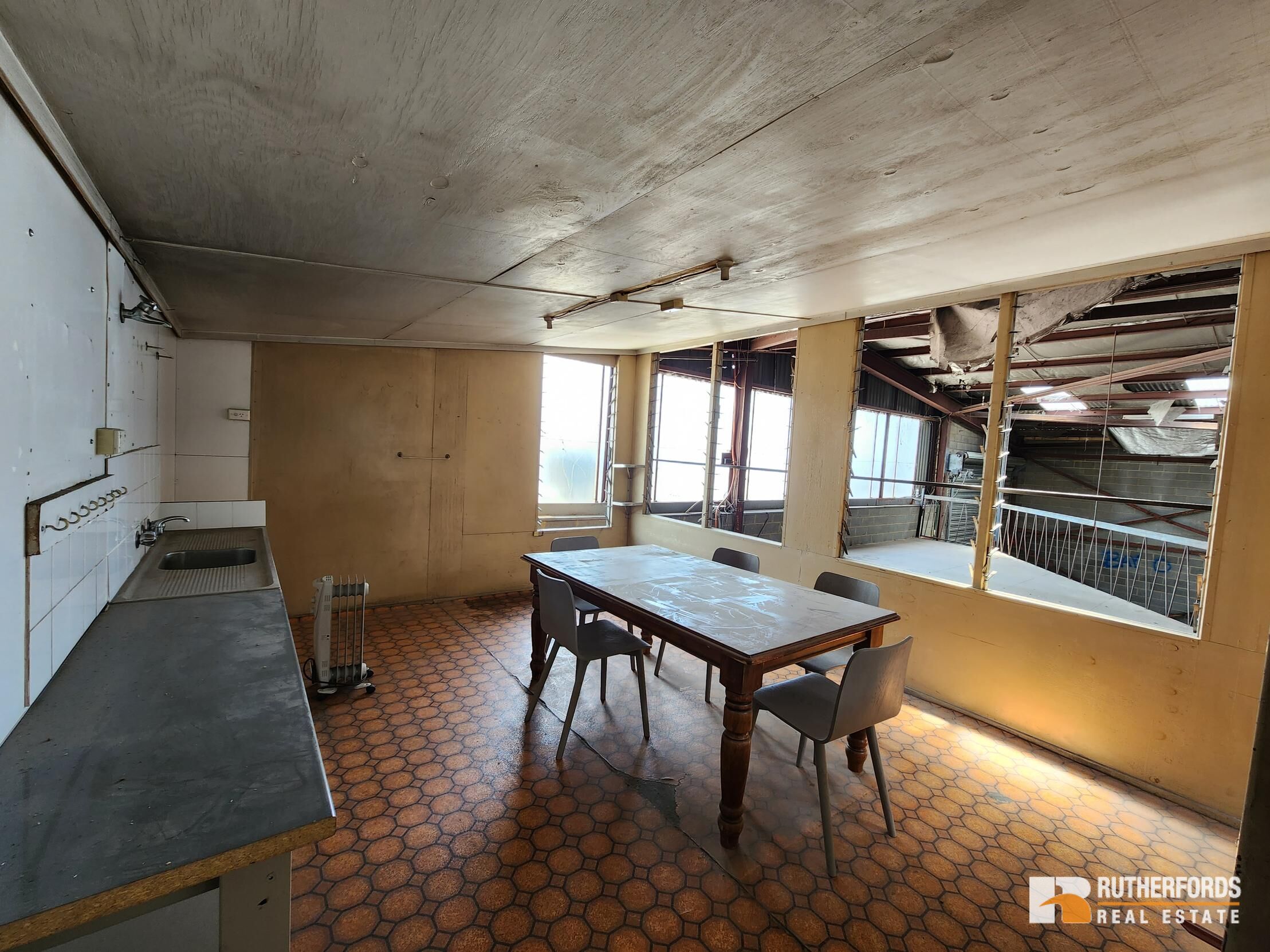 26 Blaxland Avenue, Thomastown Leased by Rutherfords Real Estate - image 21