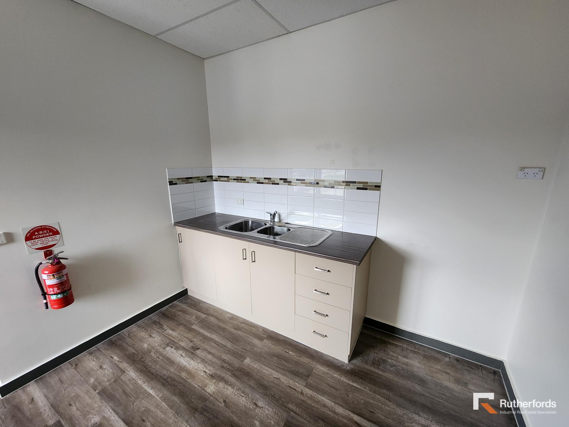 3B/22 Reservoir Drive, Coolaroo For Lease by Rutherfords Real Estate - image 7