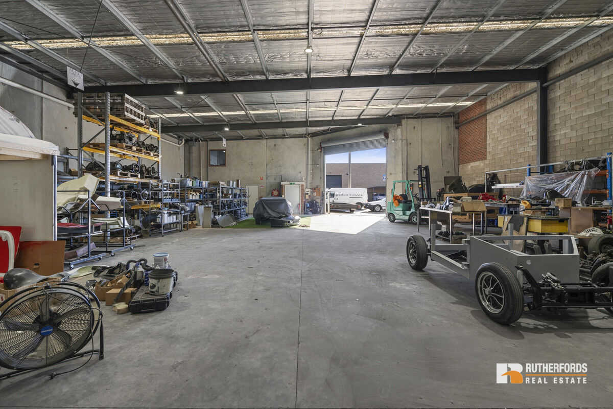 7 Sabre Crescent, Tullamarine Leased by Rutherfords Real Estate - image 5