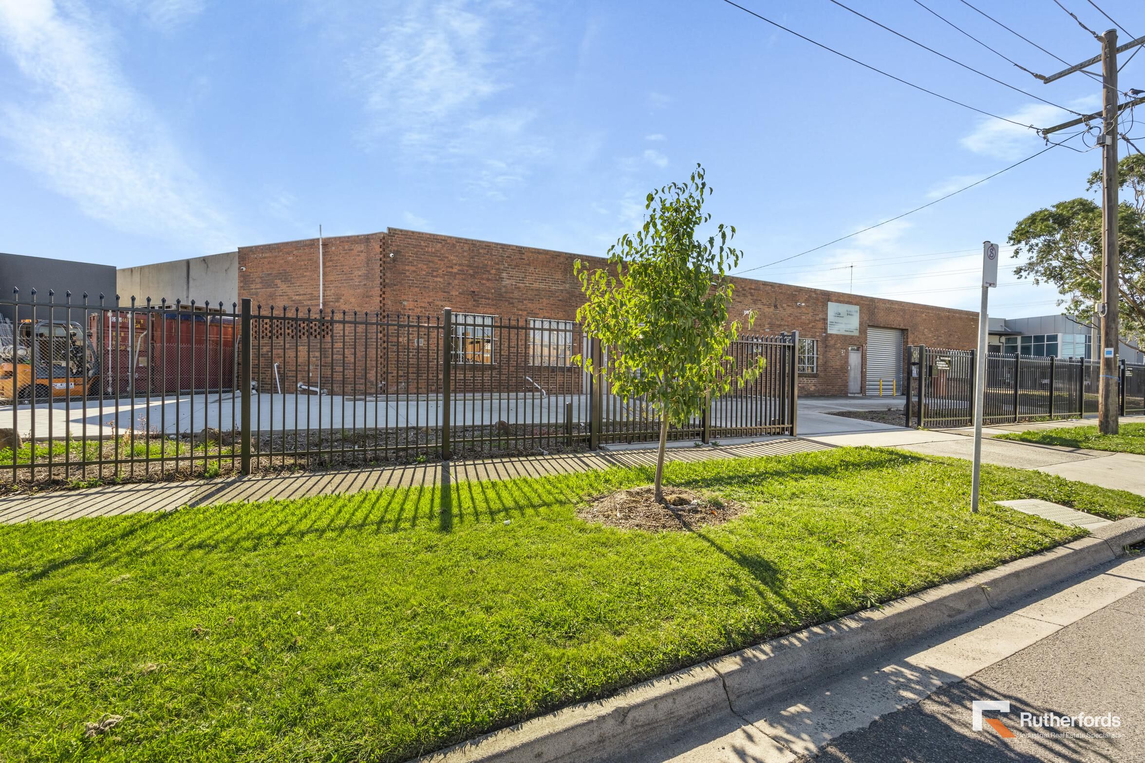 35 Strong Avenue, Thomastown For Sale by Rutherfords Real Estate - image 14