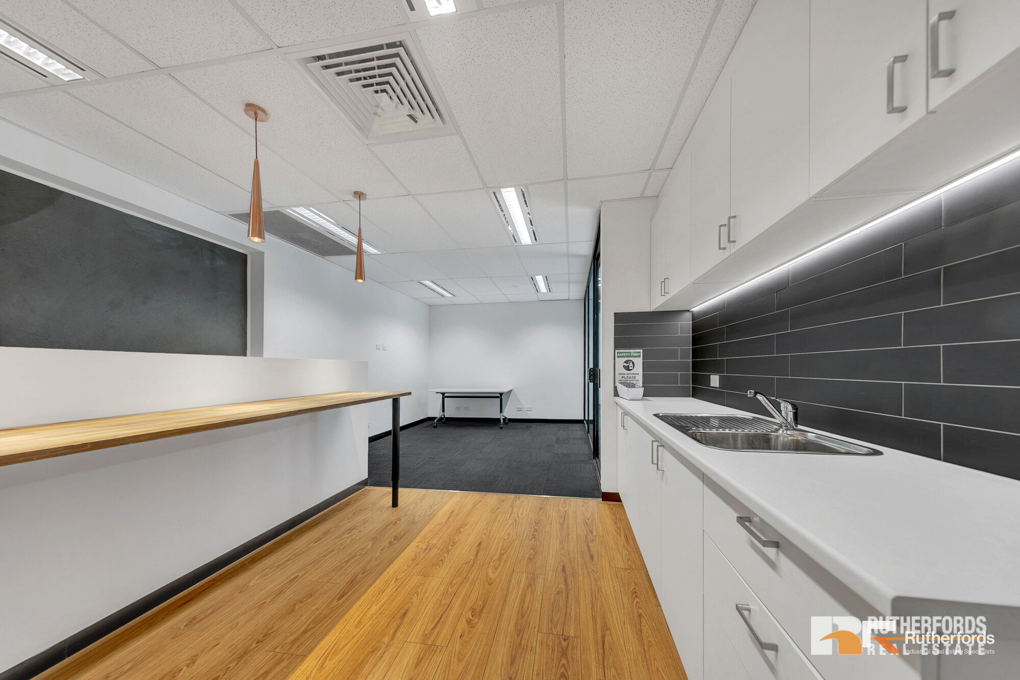 25/72 Logistics Street, Keilor Park Sold by Rutherfords Real Estate - image 4