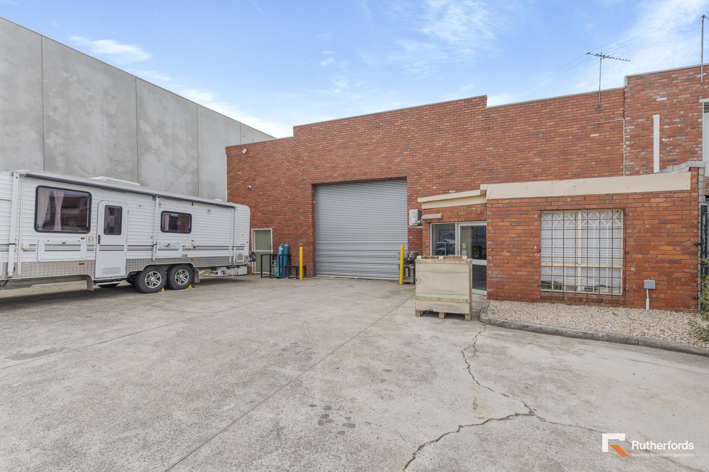 30 Rushwood Drive, Craigieburn For Sale by Rutherfords Real Estate - image 4