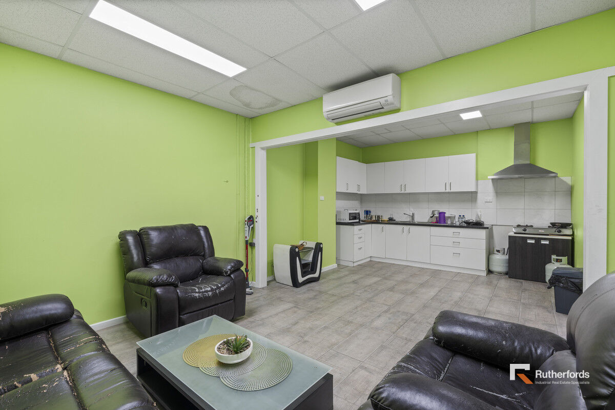8 Lawn Court, Craigieburn For Sale by Rutherfords Real Estate - image 11