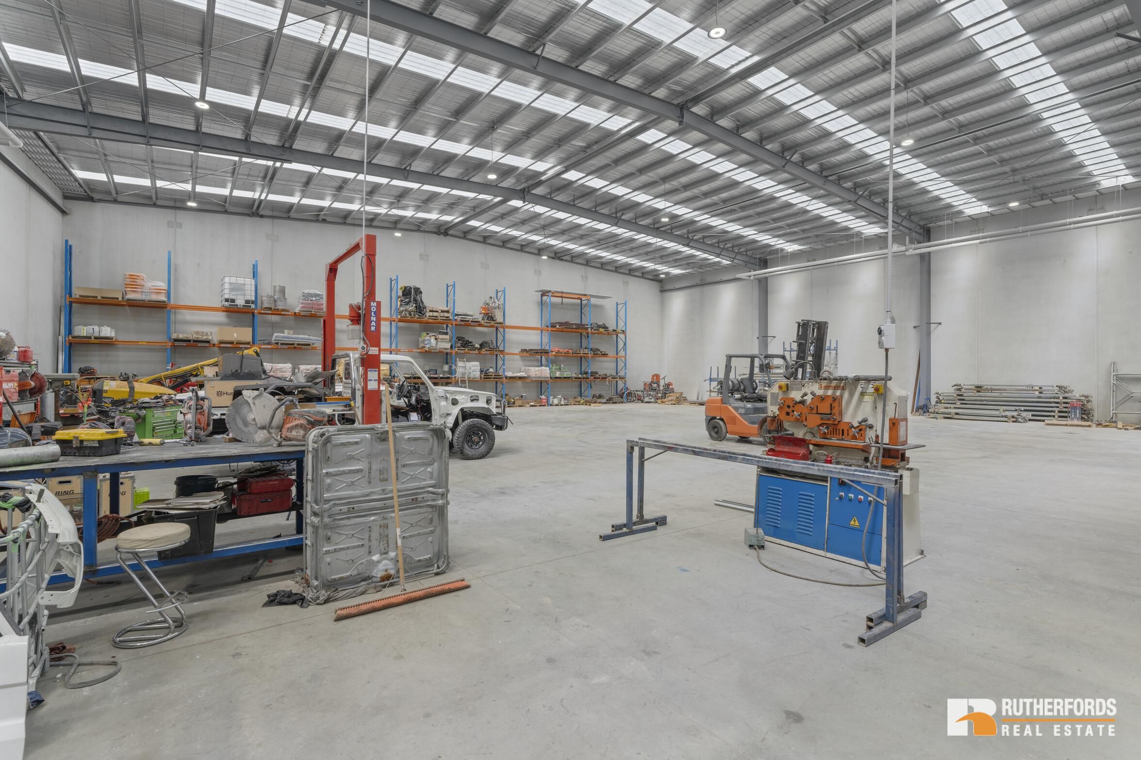 6 Lord Court, Dandenong South For Sale by Rutherfords Real Estate - image 10
