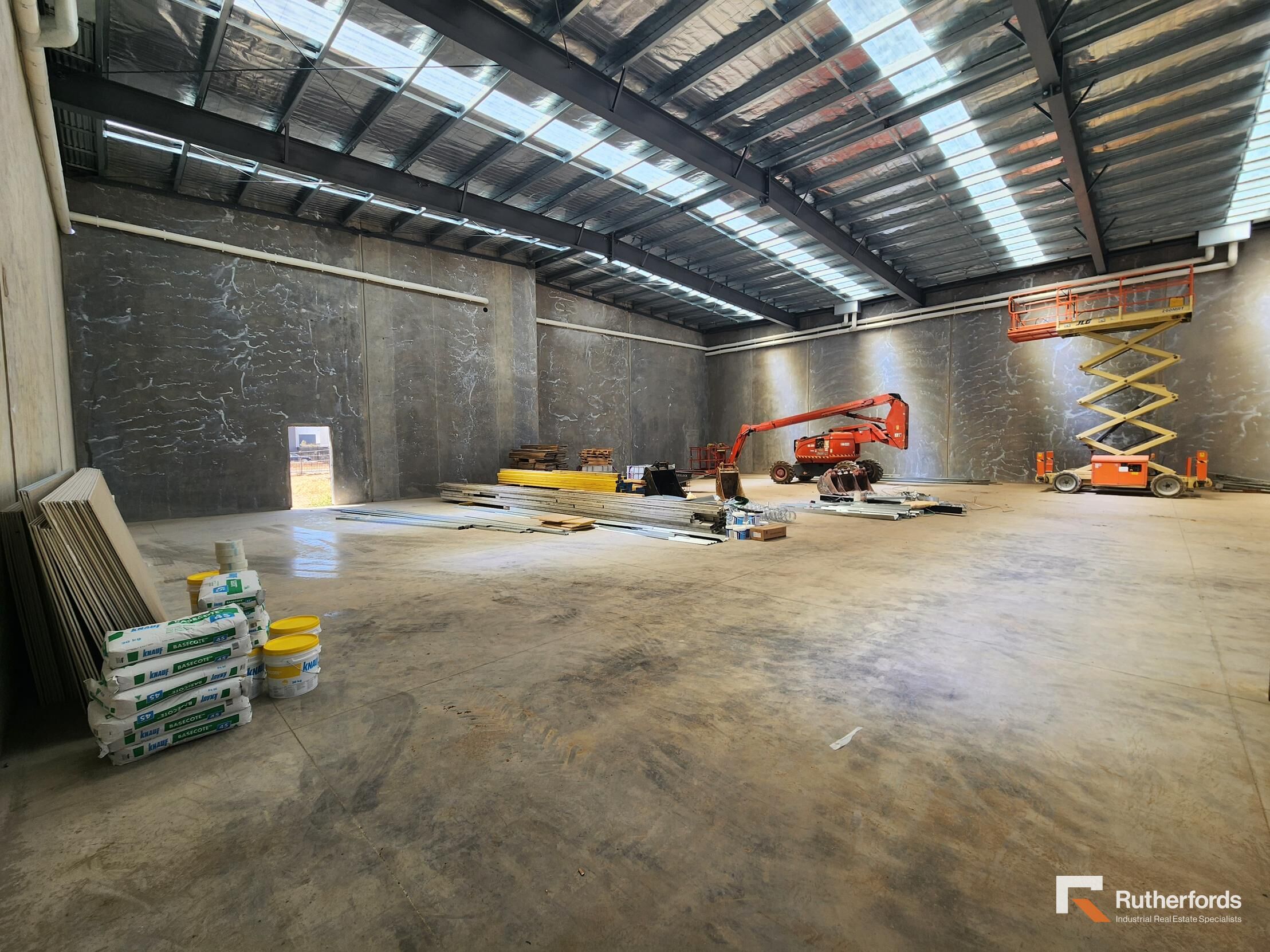 9-13 Target Street, Melton For Sale by Rutherfords Real Estate - image 4