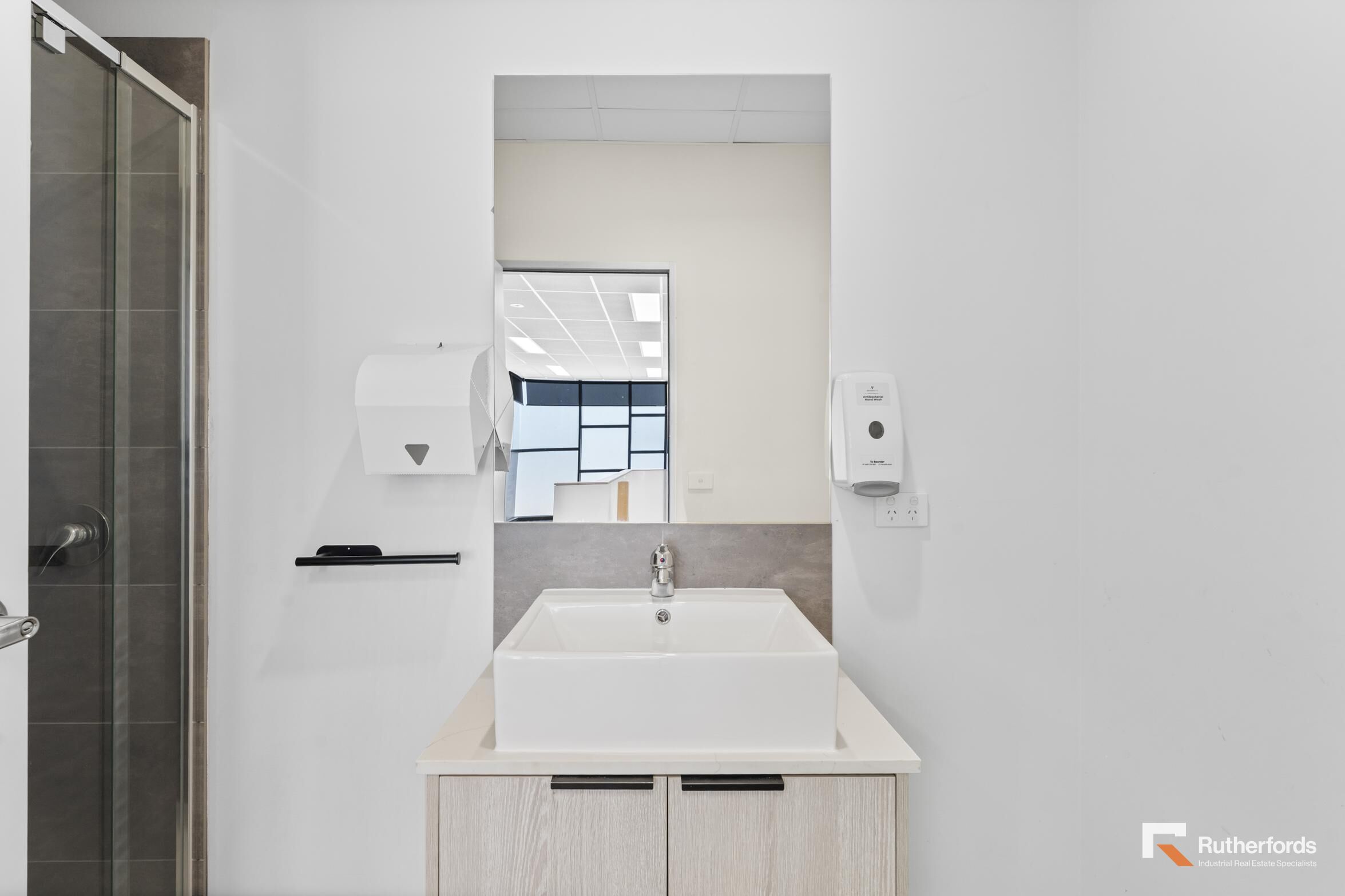 9/85 Cooper Street, Campbellfield For Sale by Rutherfords Real Estate - image 11