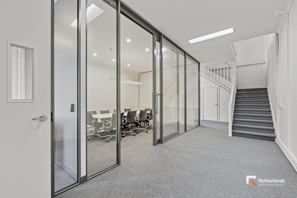 34 Lillee Crescent, Tullamarine For Sale by Rutherfords Real Estate - image 7