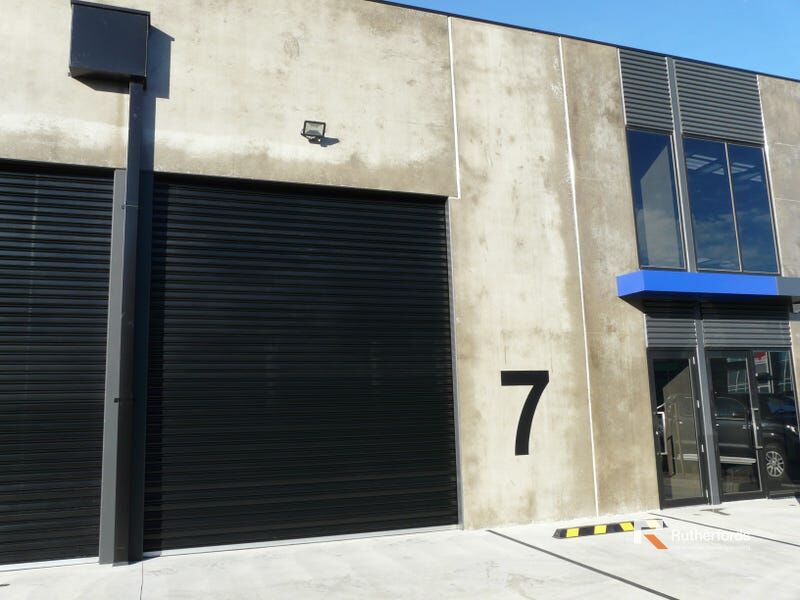 7/2 Thomsons Road, Keilor Park For Sale by Rutherfords Real Estate - image 1