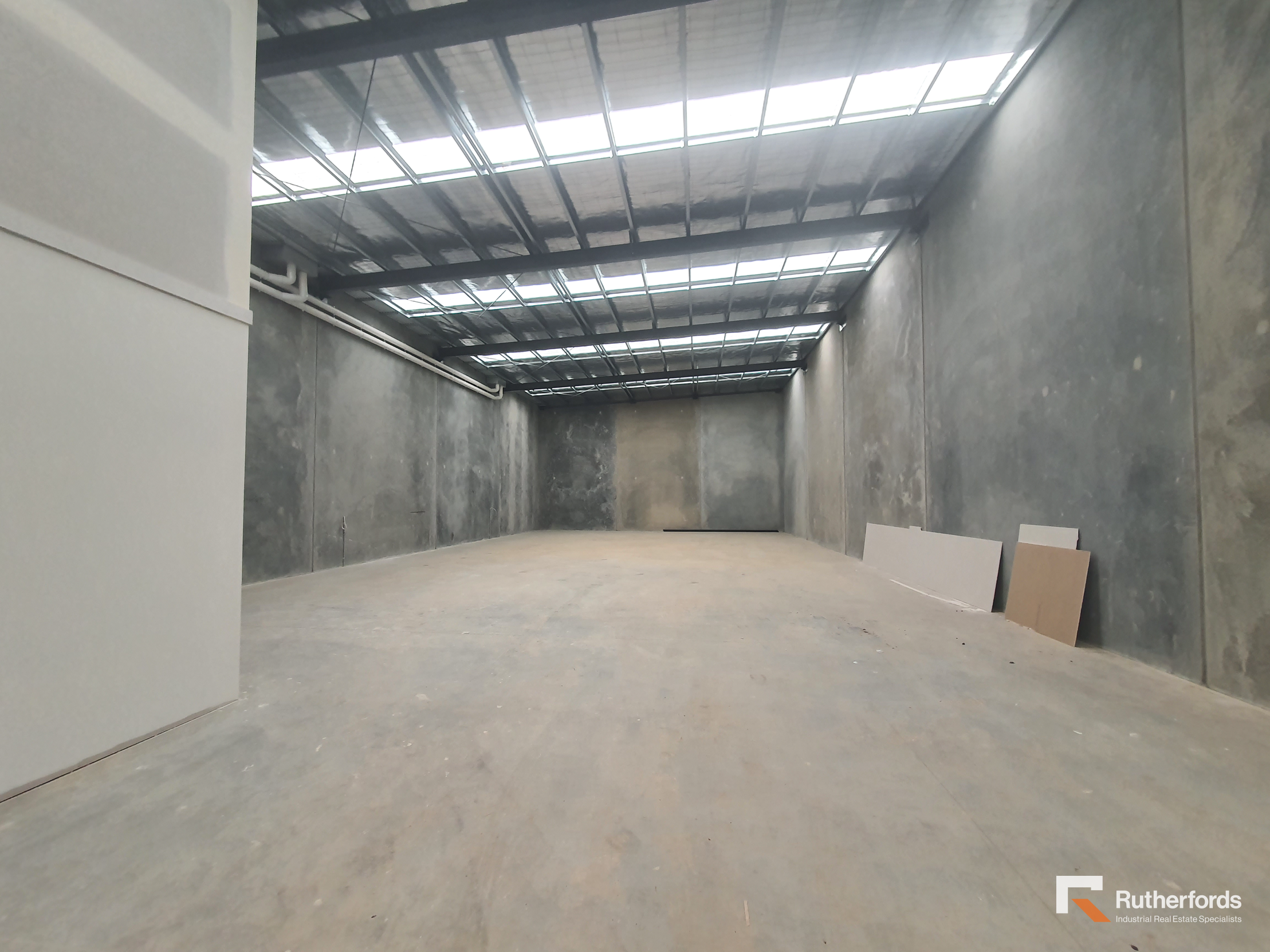 4 Jarklan Street, Truganina For Sale by Rutherfords Real Estate - image 2