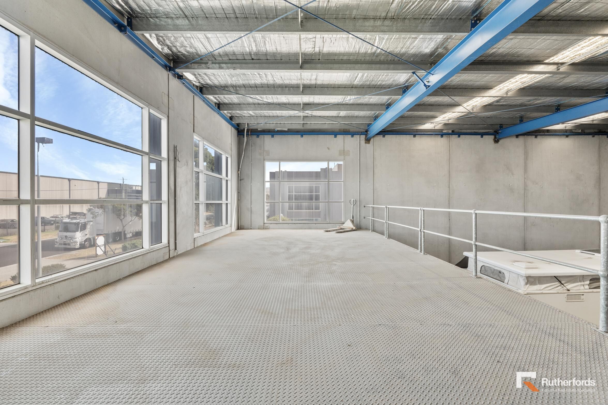 17/86-90 Pipe Road, Laverton North For Sale by Rutherfords Real Estate - image 8