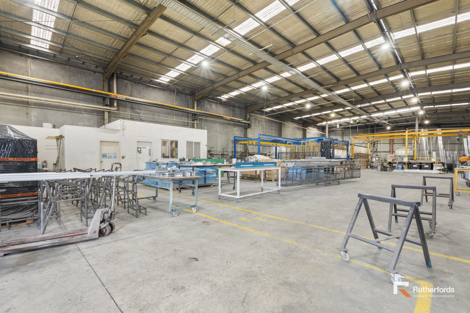 5/1497-1501 Sydney Road, Campbellfield For Lease by Rutherfords Real Estate - image 4