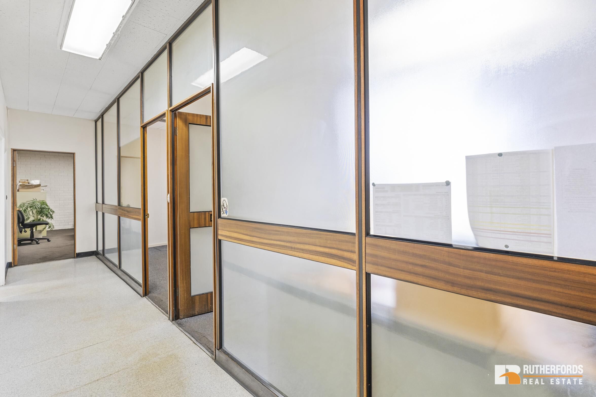21 Temple Drive, Thomastown For Sale by Rutherfords Real Estate - image 15