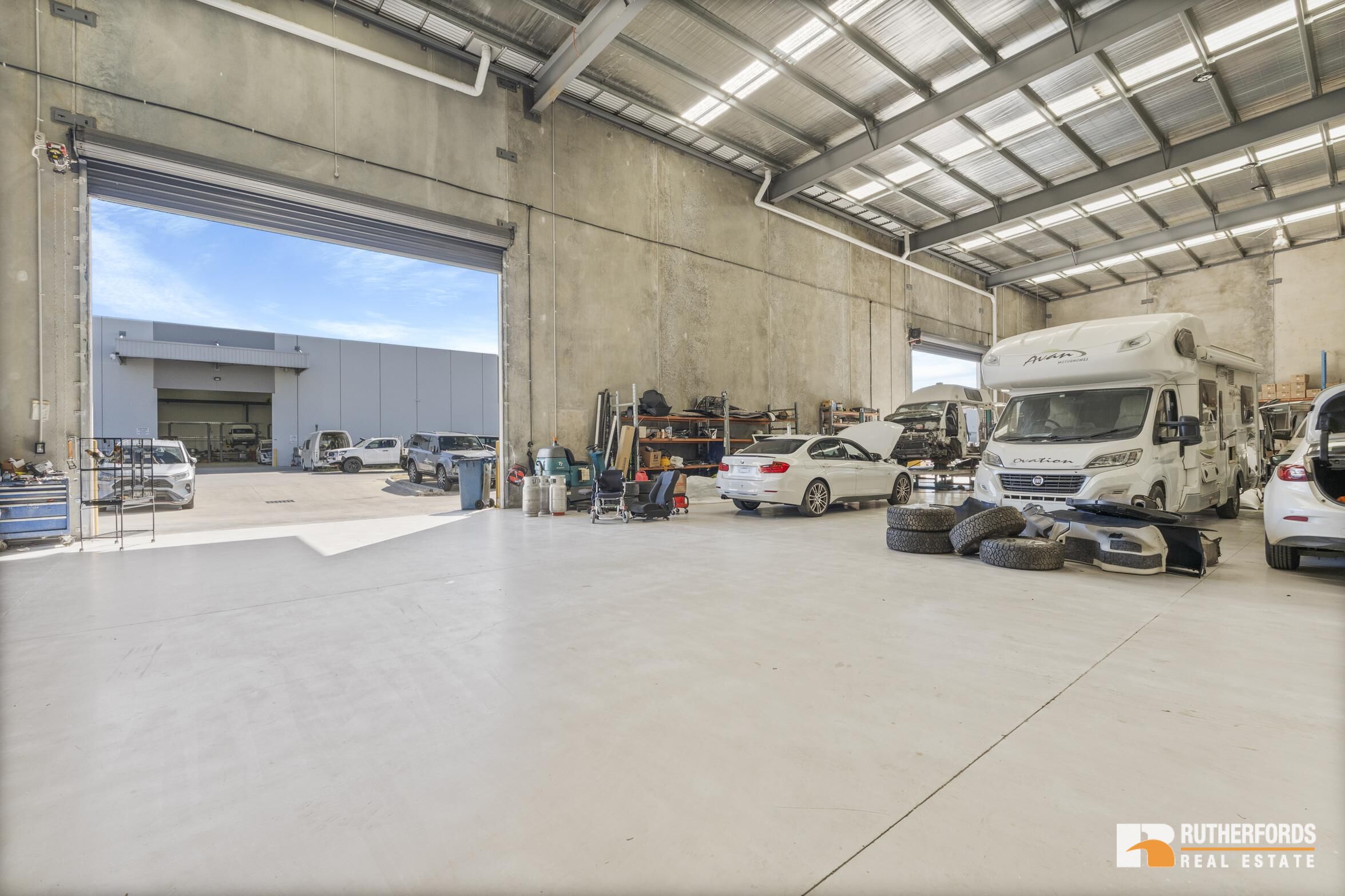 100 Castro Way, Derrimut For Sale by Rutherfords Real Estate - image 7