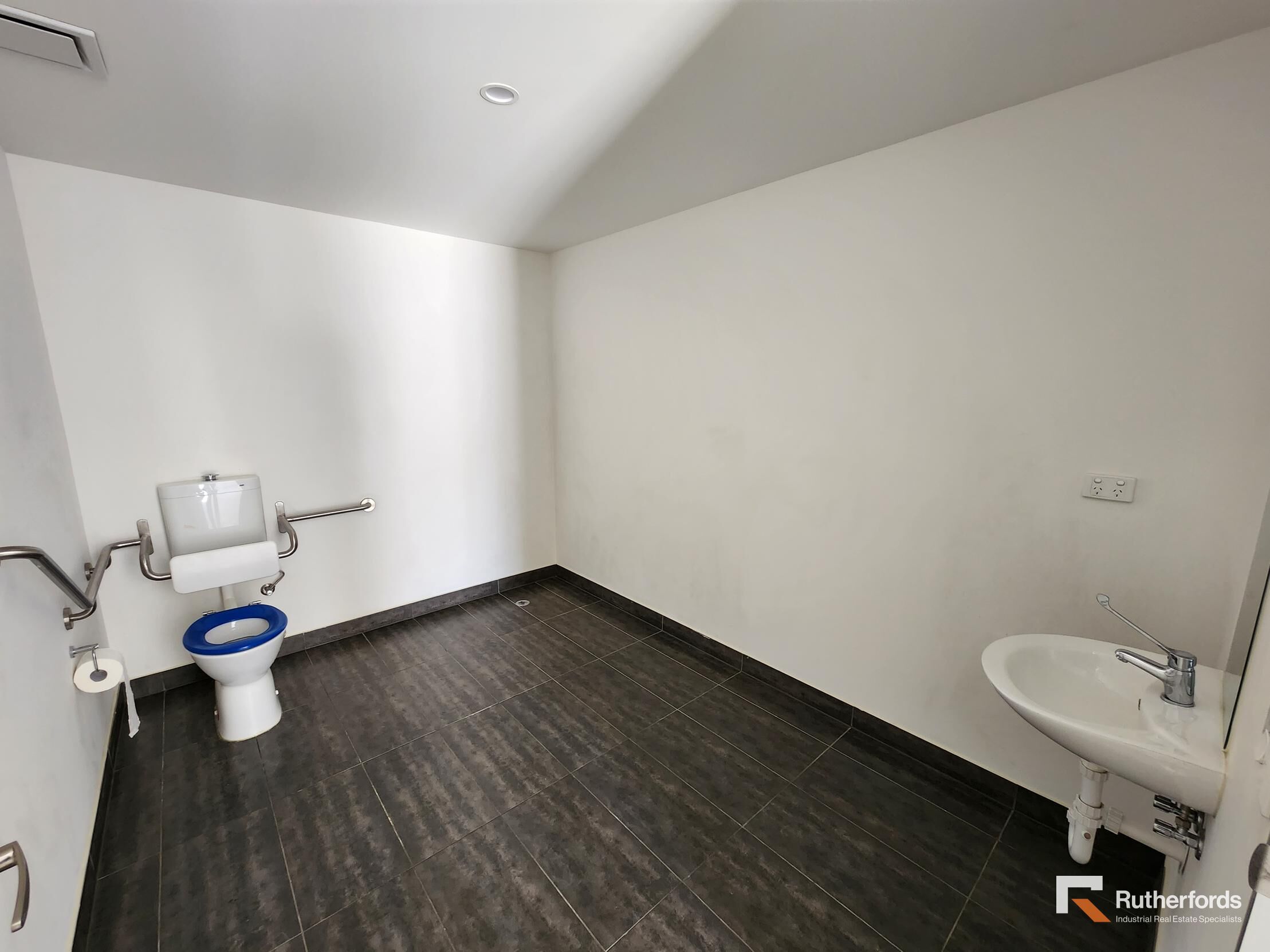 1B & 2B/45 Bunnett Street, Sunshine North For Lease by Rutherfords Real Estate - image 8