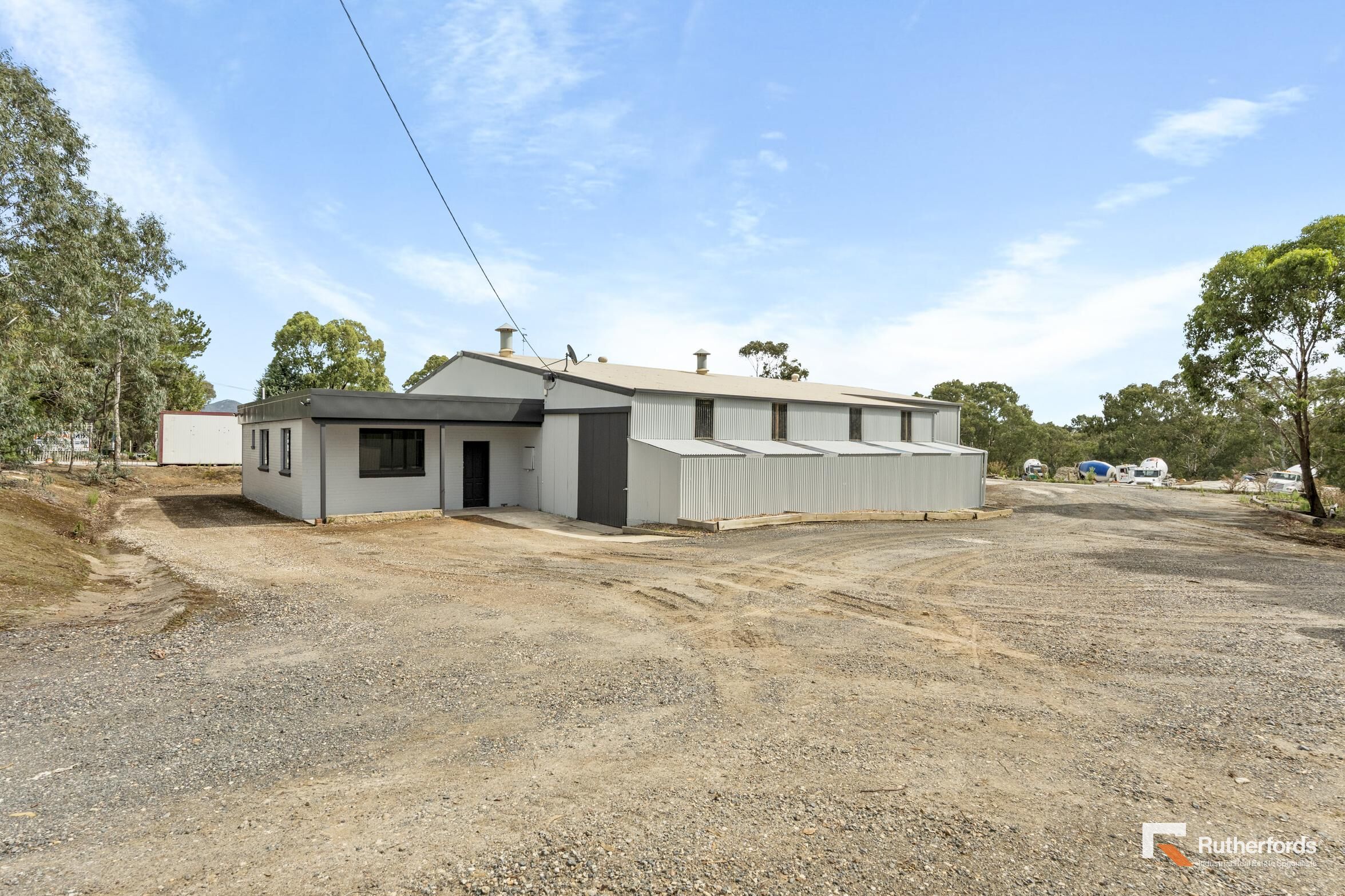 5 Cameron Parade, Broadford For Lease by Rutherfords Real Estate - image 2