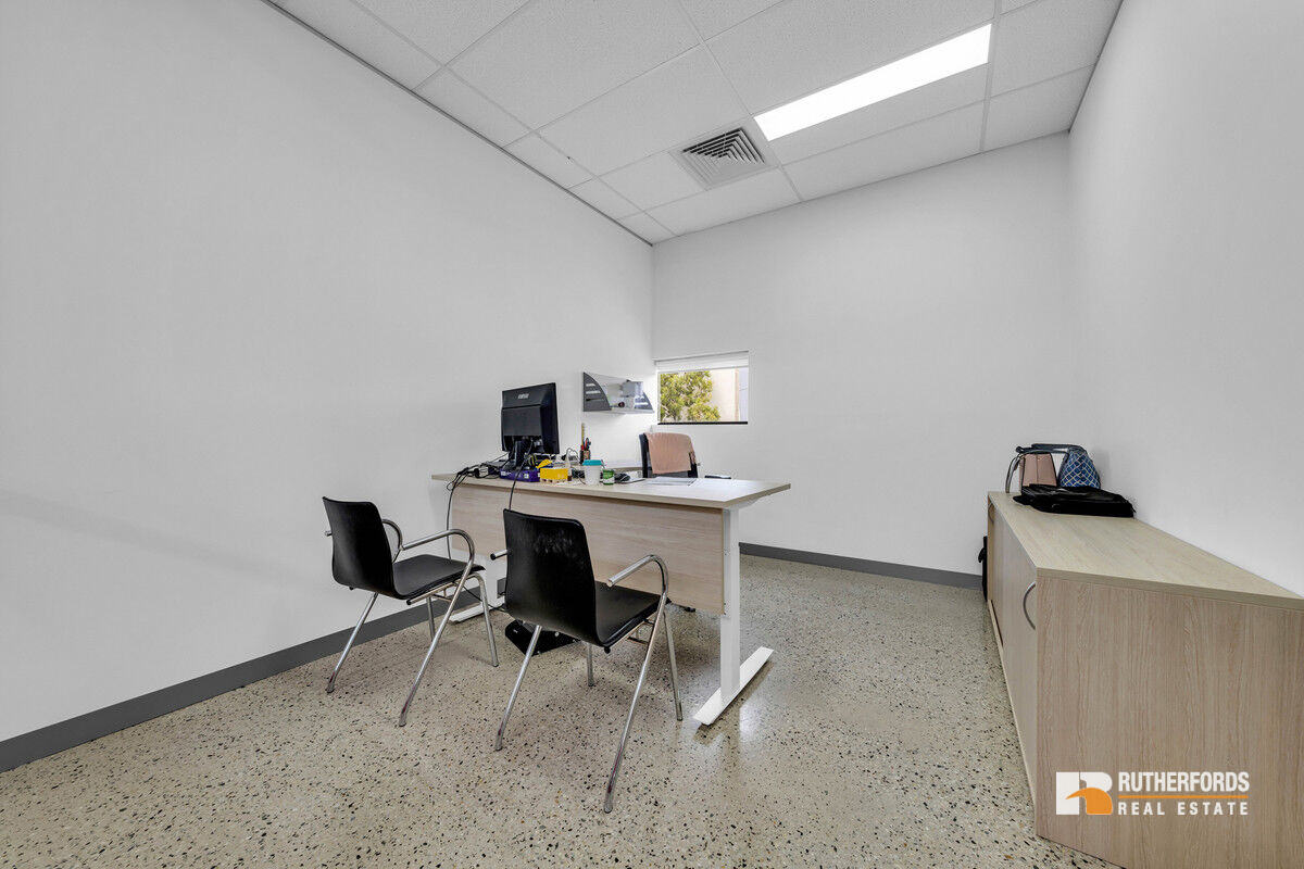 1/32 East Derrimut Crescent, Derrimut Sold by Rutherfords Real Estate - image 3