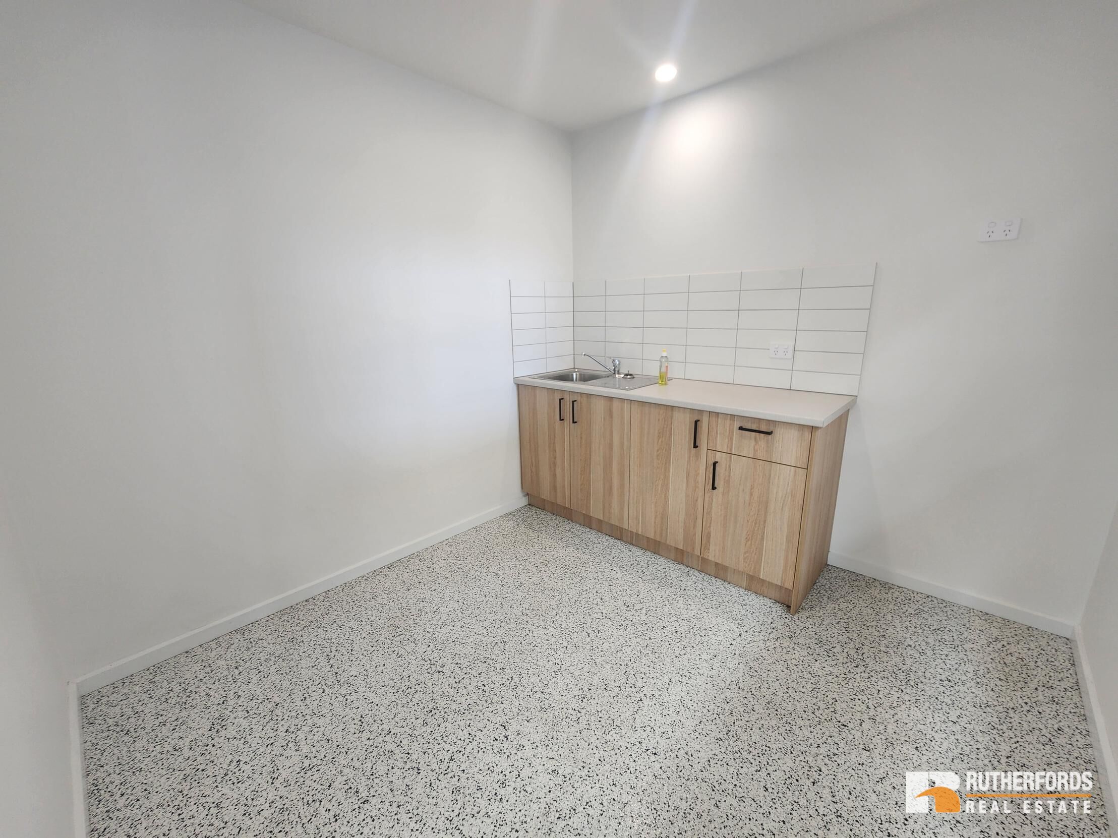 34 Webber Parade, Keilor East Leased by Rutherfords Real Estate - image 7