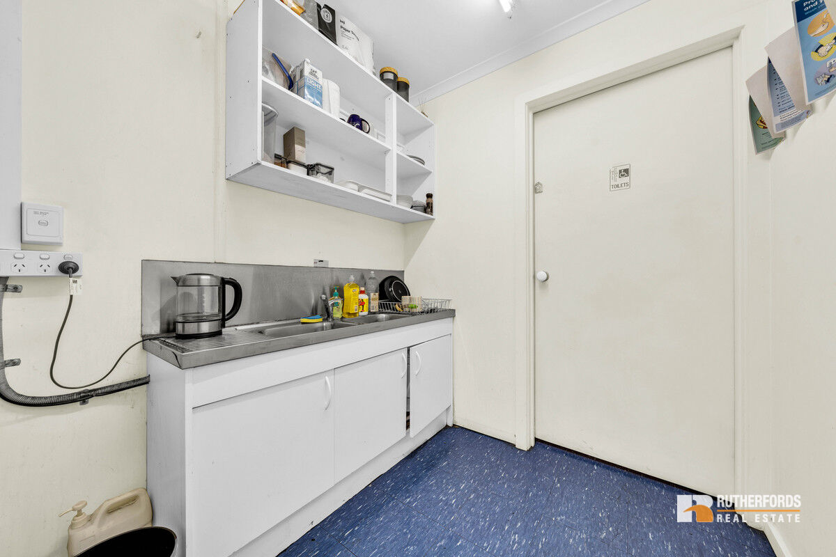 1 & 2/6 Lucknow Crescent, Thomastown Leased by Rutherfords Real Estate - image 27
