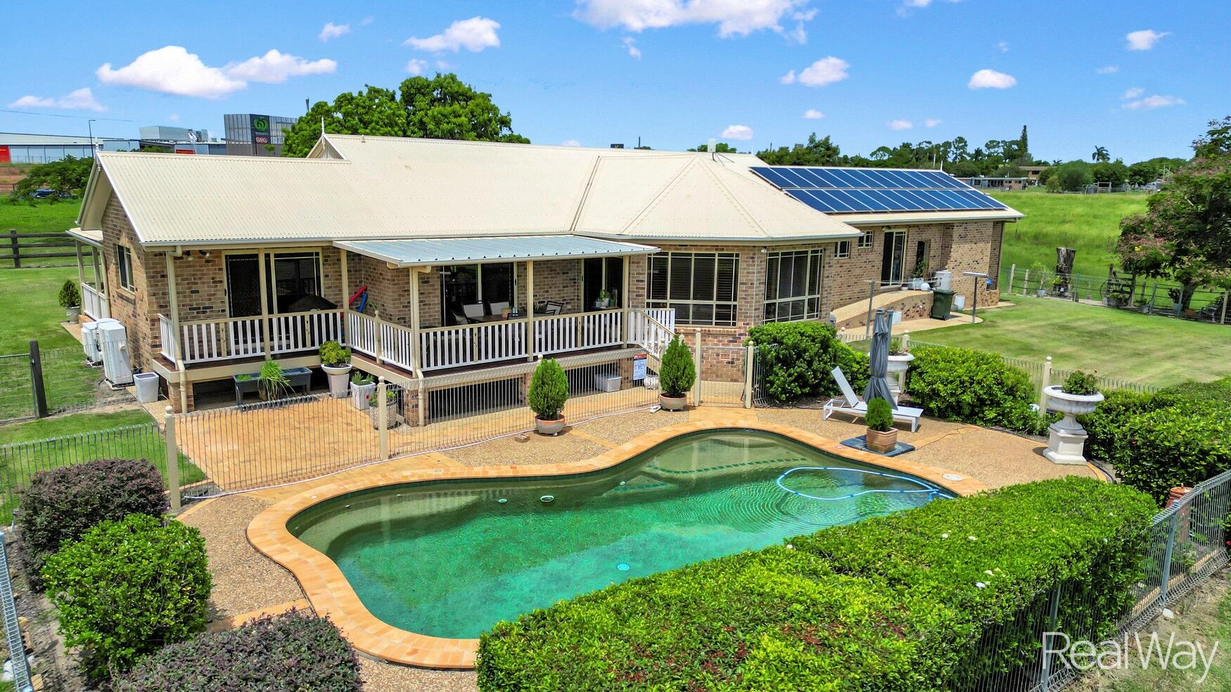 117 FE Walker Street, Kepnock - Image 1