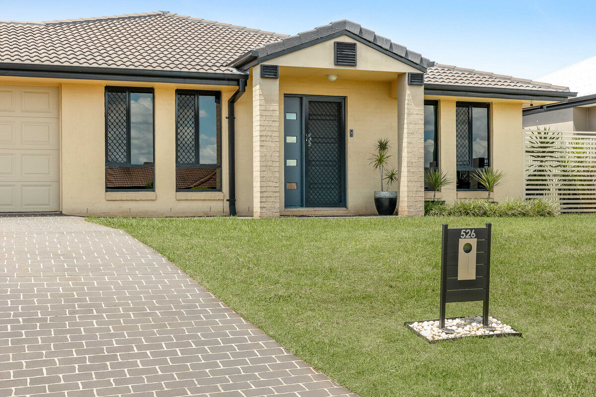 526 Hume Street, Middle Ridge QLD 4350, Middle Ridge - Thumbnail 2