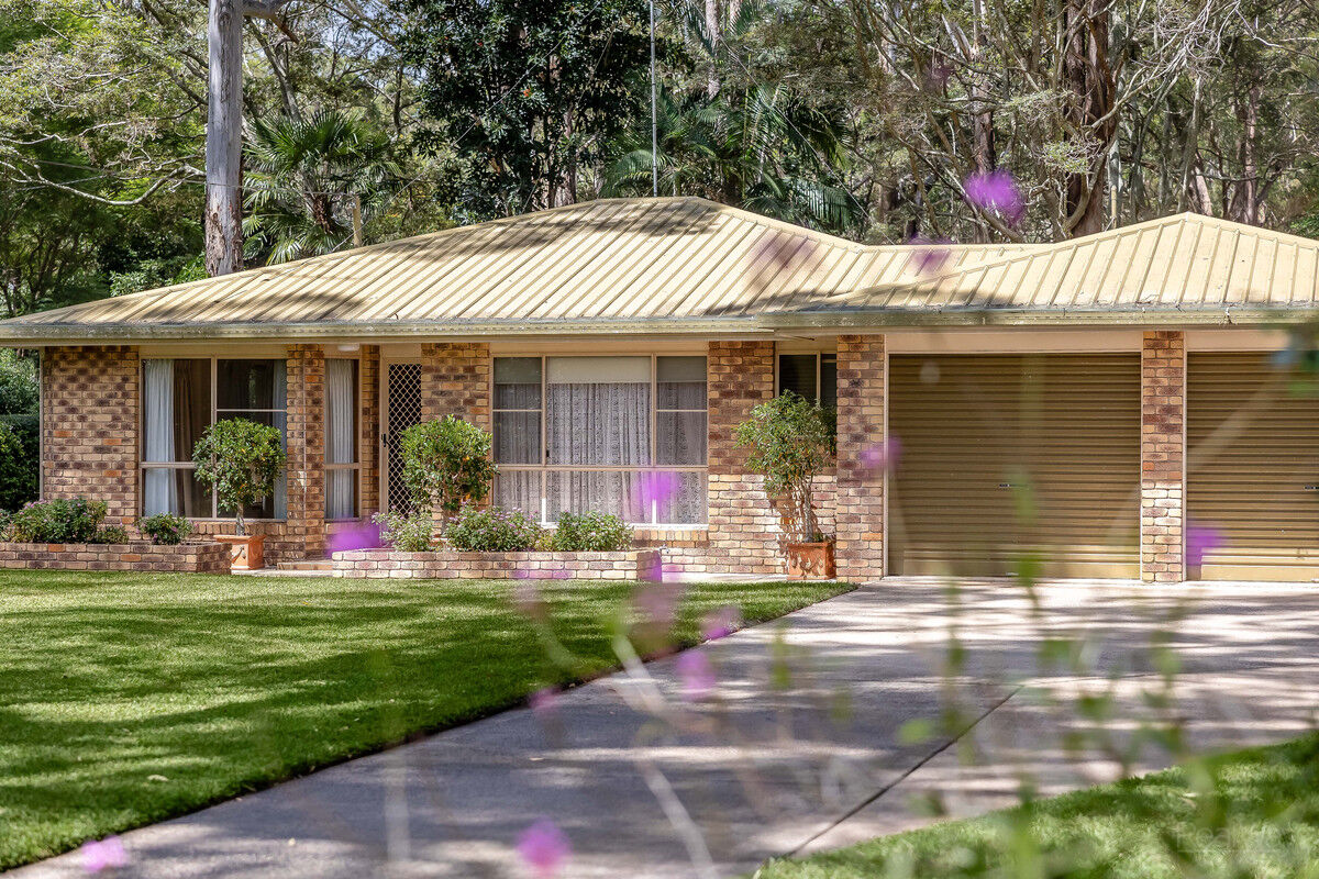 Peaceful Family Home on Lifestyle Block in Highfields