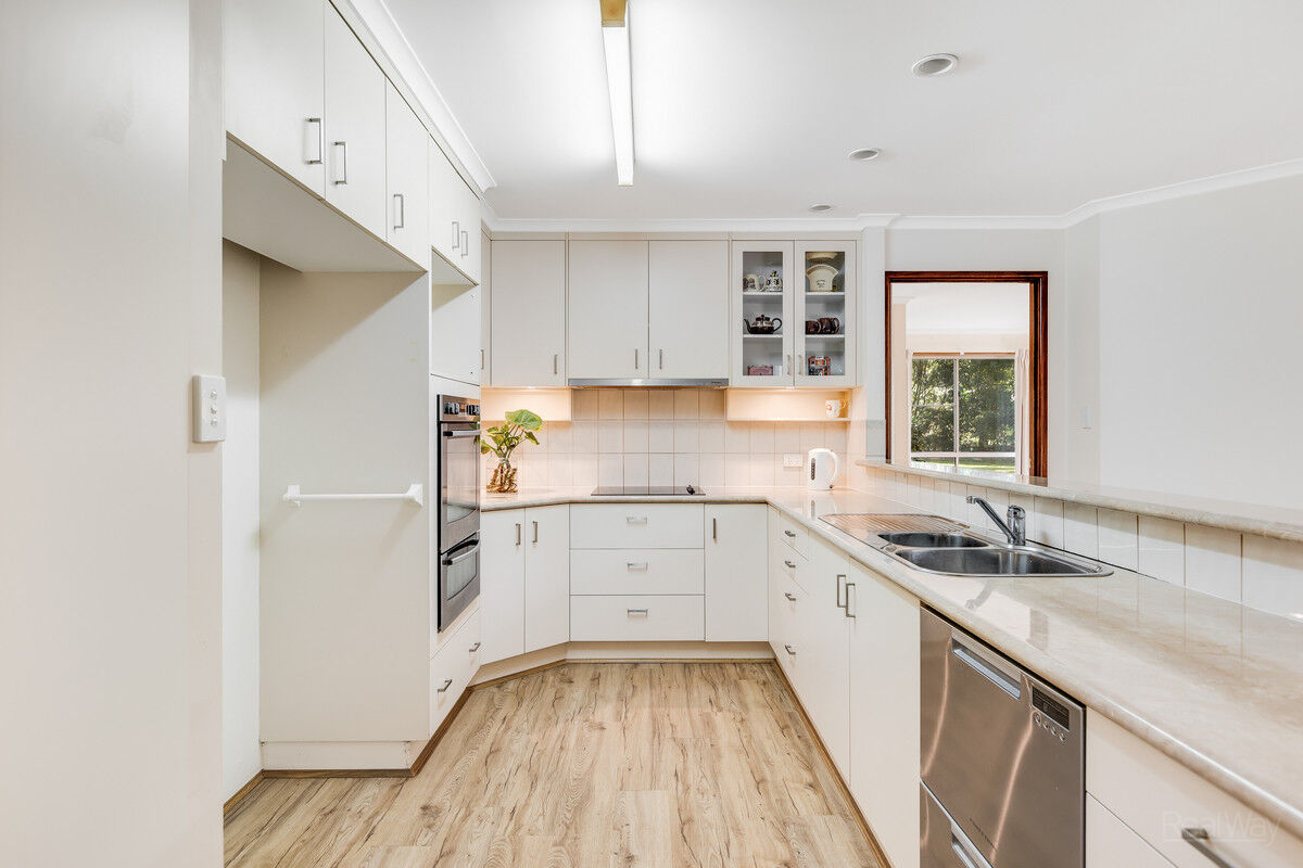 7 Merrol Street, Highfields QLD 4352, Highfields - Thumbnail 2