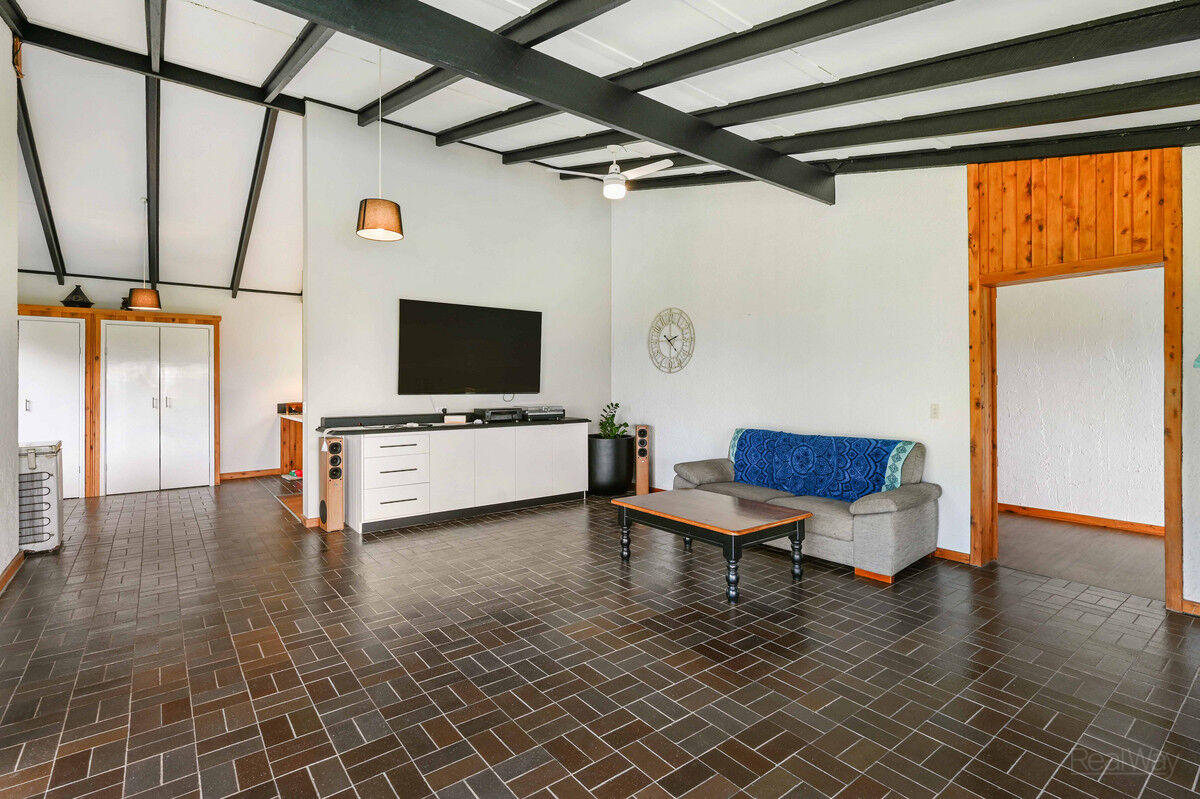 6 Honan Street, Withcott QLD 4352, Withcott - Thumbnail 4