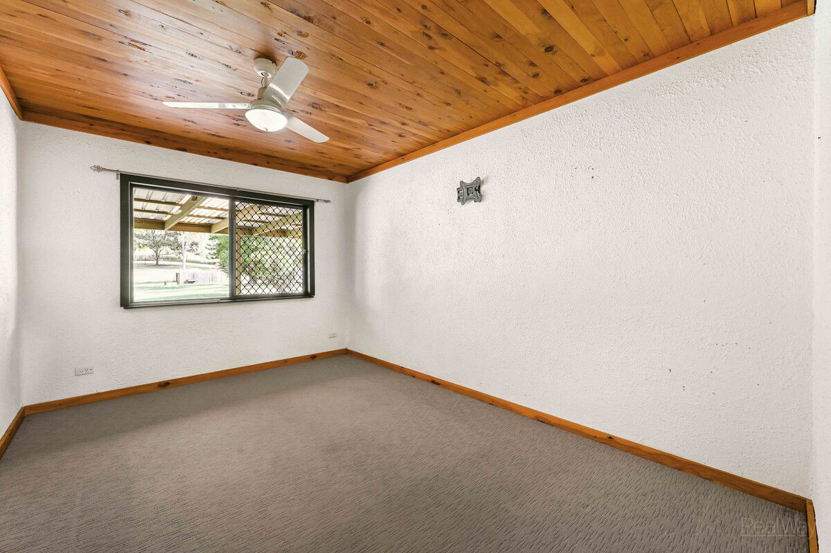 6 Honan Street, Withcott QLD 4352, Withcott - Thumbnail 8