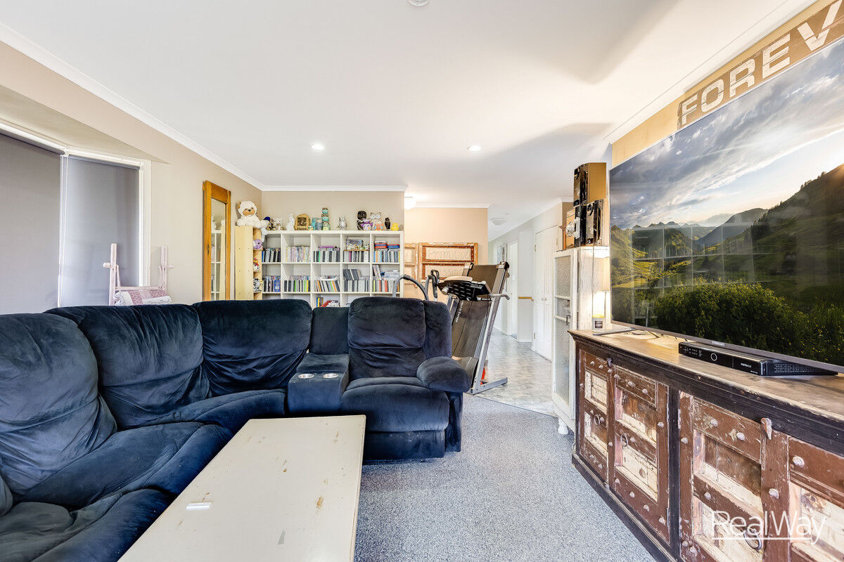 39 Thomas Street, Meringandan West QLD 4352, Meringandan West - Thumbnail 6