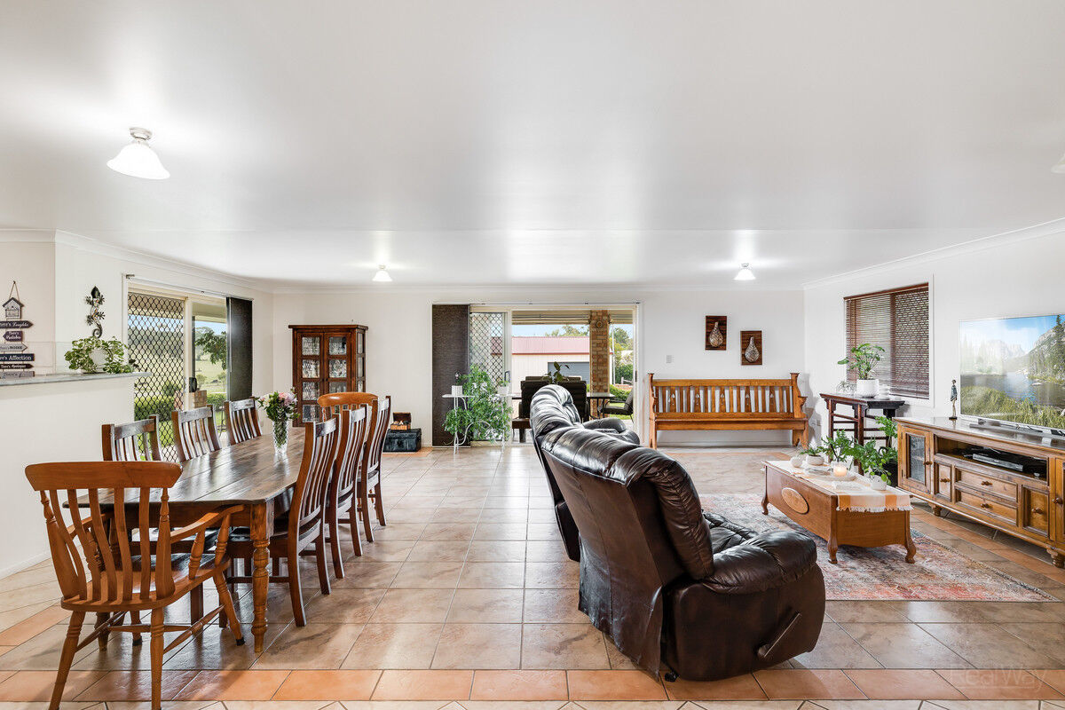 2 Lanbar Court, Glenvale QLD 4350, Glenvale - Thumbnail 5