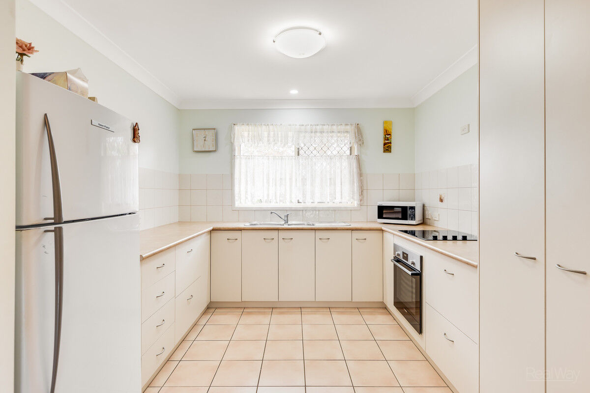27 Traminer Drive, Wilsonton Heights QLD 4350, Wilsonton Heights - Thumbnail 6
