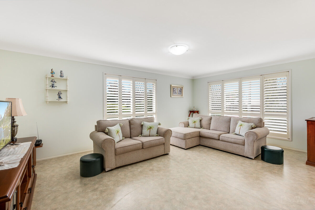 27 Traminer Drive, Wilsonton Heights QLD 4350, Wilsonton Heights - Thumbnail 3