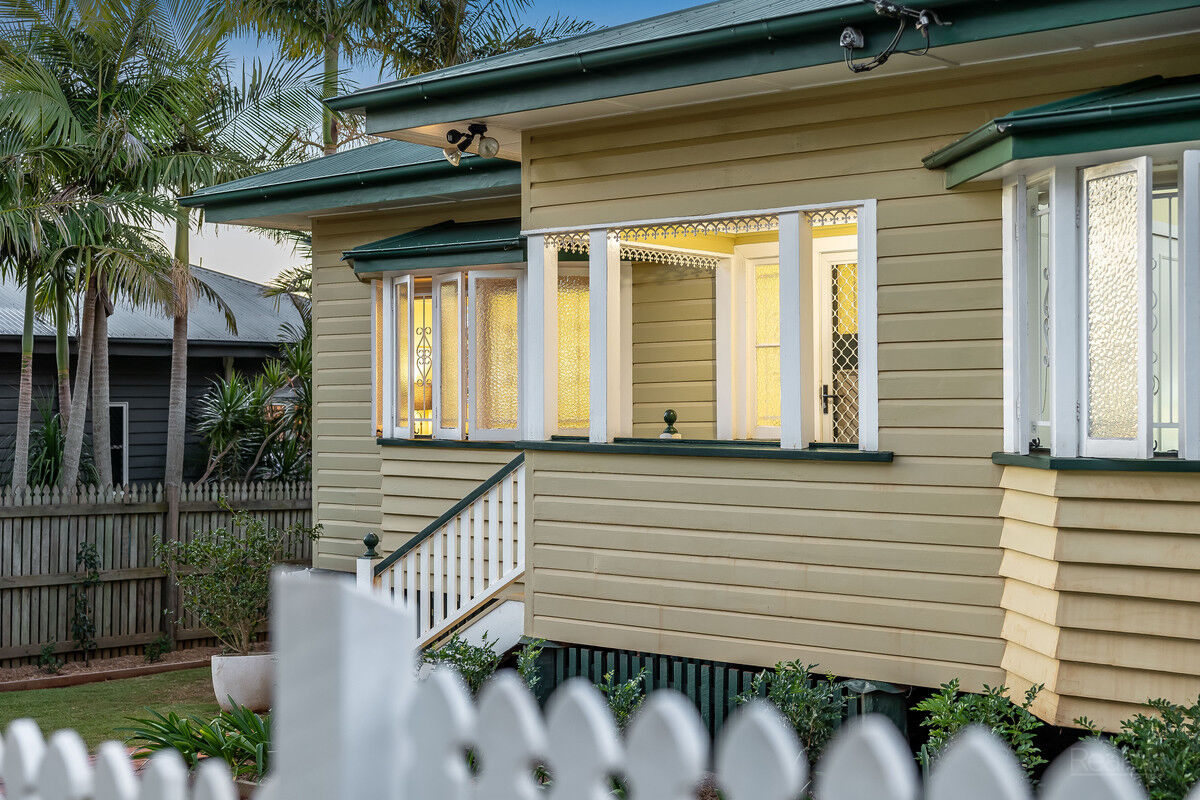 61 Cranley Street, South Toowoomba QLD 4350, South Toowoomba - Thumbnail 2
