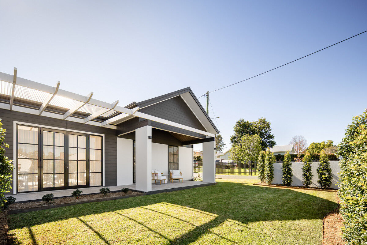 23 Simla Street, Mount Lofty QLD 4350, Mount Lofty - Thumbnail 4