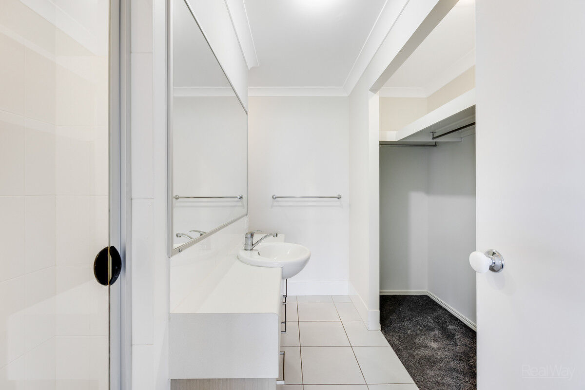 4 Furness Court, Kearneys Spring QLD 4350, Kearneys Spring - Thumbnail 8