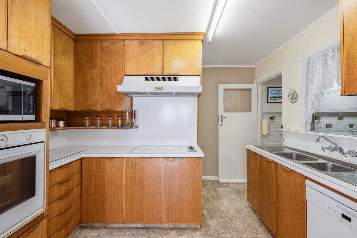15 Tara Street, Wilsonton QLD 4350, Wilsonton - Thumbnail 5