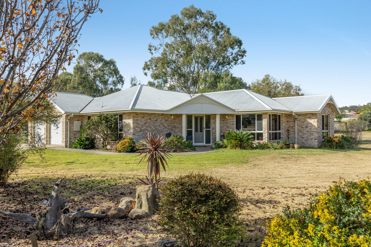 1 Waratah Court, Glenvale QLD 4350, Glenvale - Thumbnail 2