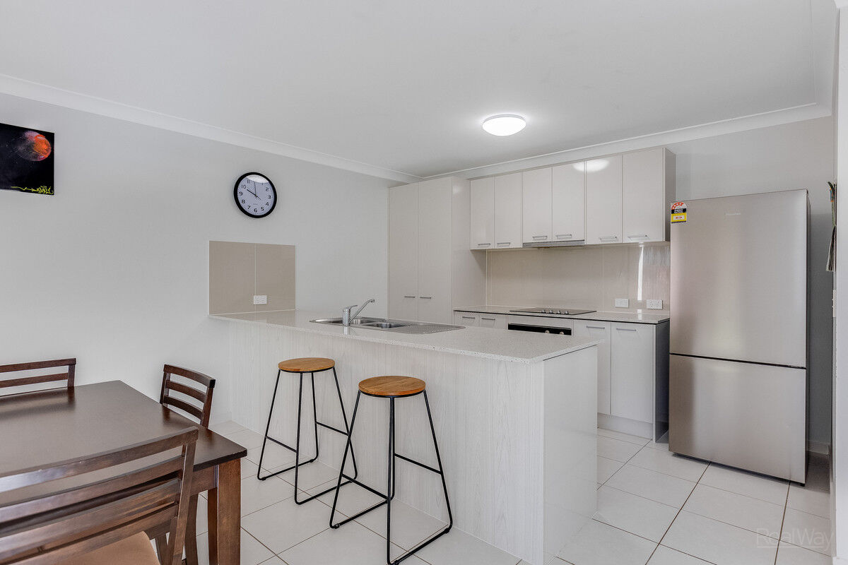 20 Carlin Street, Glenvale QLD 4350, Glenvale - Thumbnail 2