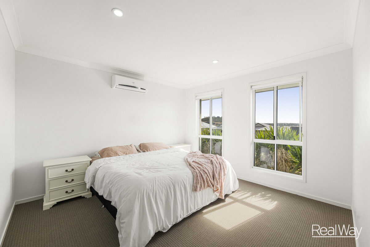 17 Mansell Boulevard, COTSWOLD HILLS QLD 4350, Cotswold Hills - Thumbnail 5