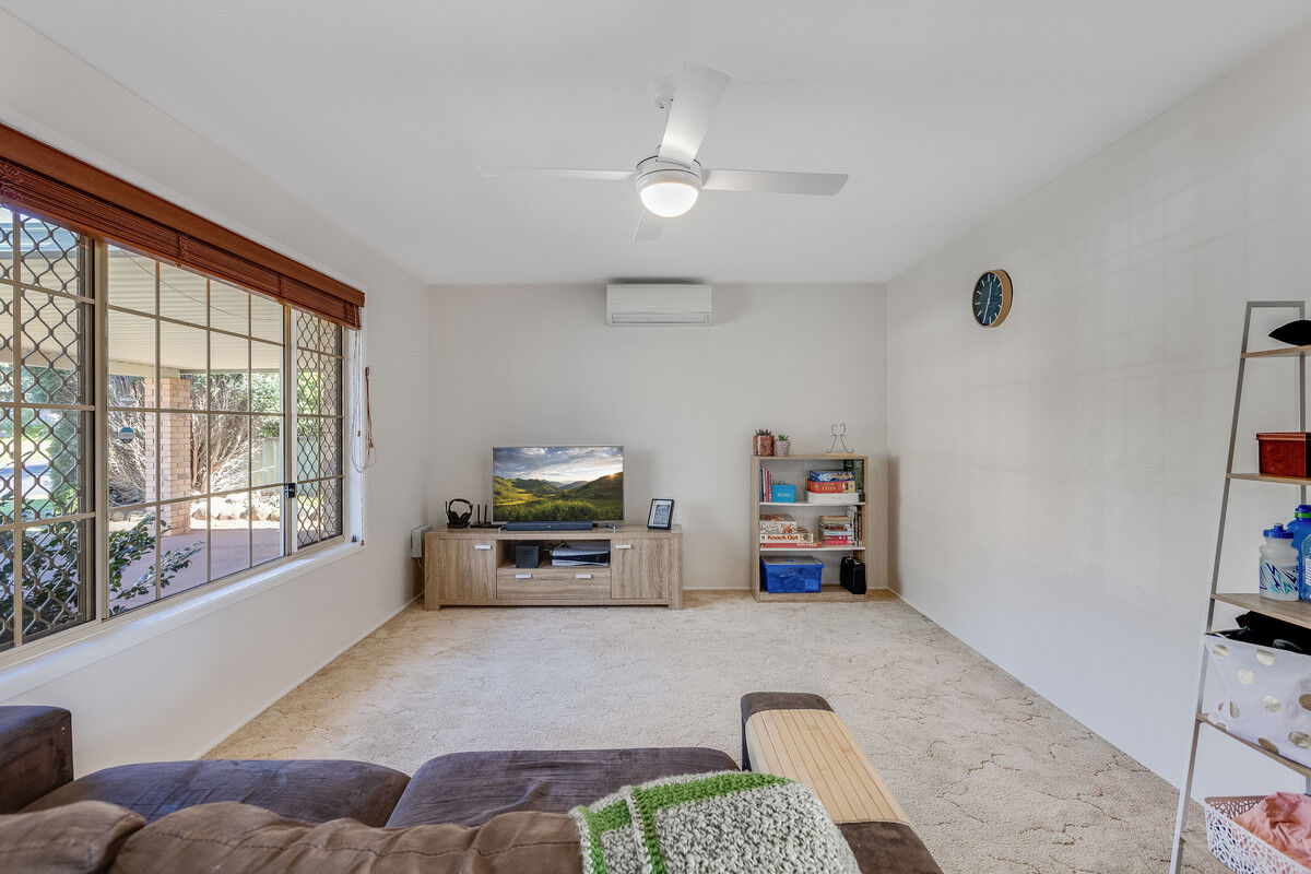 31 Stumm Street, Kearneys Spring QLD 4350, Kearneys Spring - Thumbnail 3