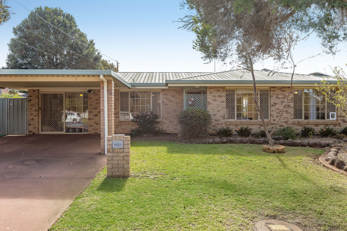 31 Stumm Street, Kearneys Spring QLD 4350, Kearneys Spring - Thumbnail 2