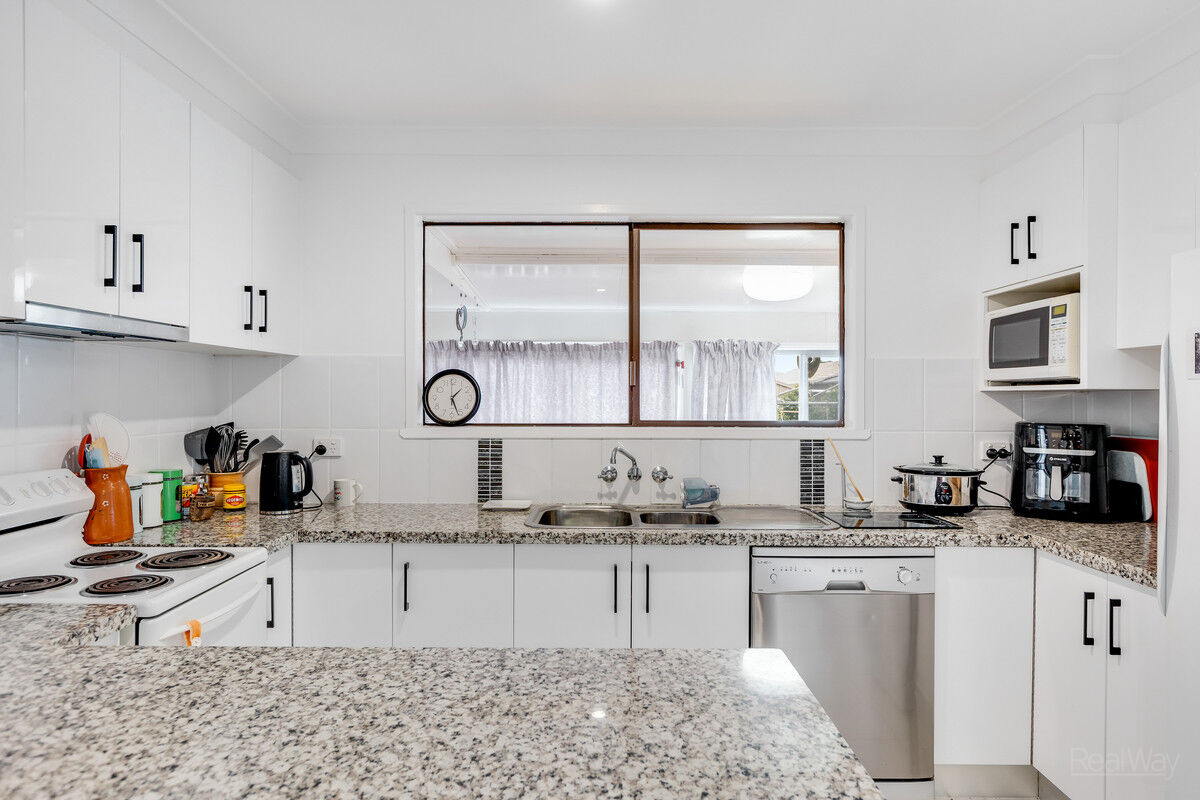 5 Sardon Street, Centenary Heights QLD 4350, Centenary Heights - Thumbnail 5
