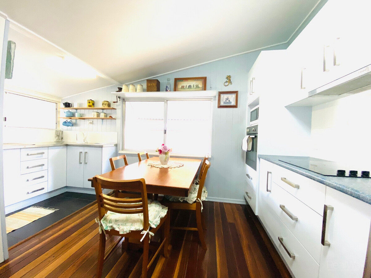 33 Bowen Street, Helidon QLD 4344, Helidon - Thumbnail 6